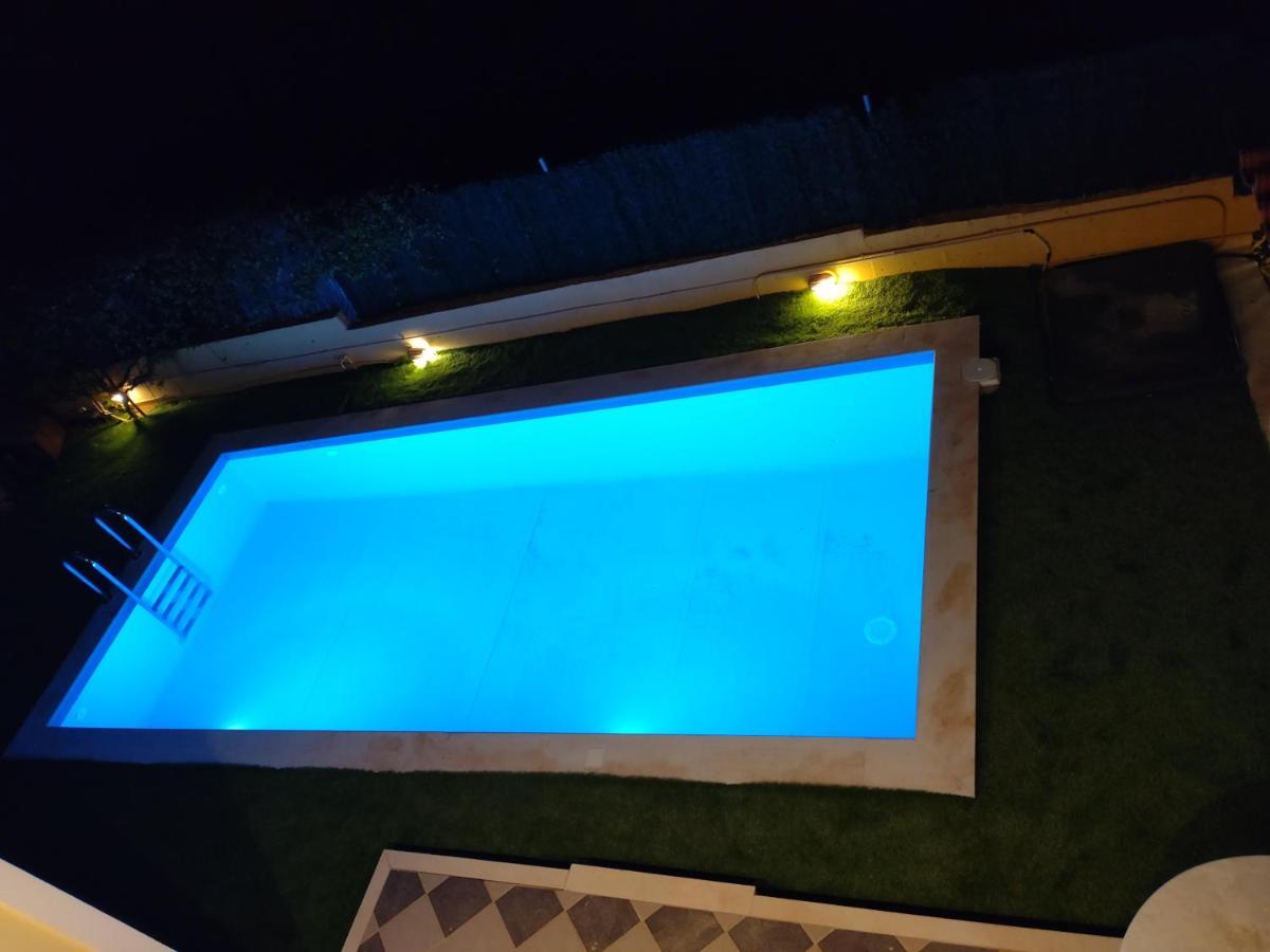 Villa Filoxenia All Seasons, Near Airport, Sea, Athens Agia Marina  エクステリア 写真