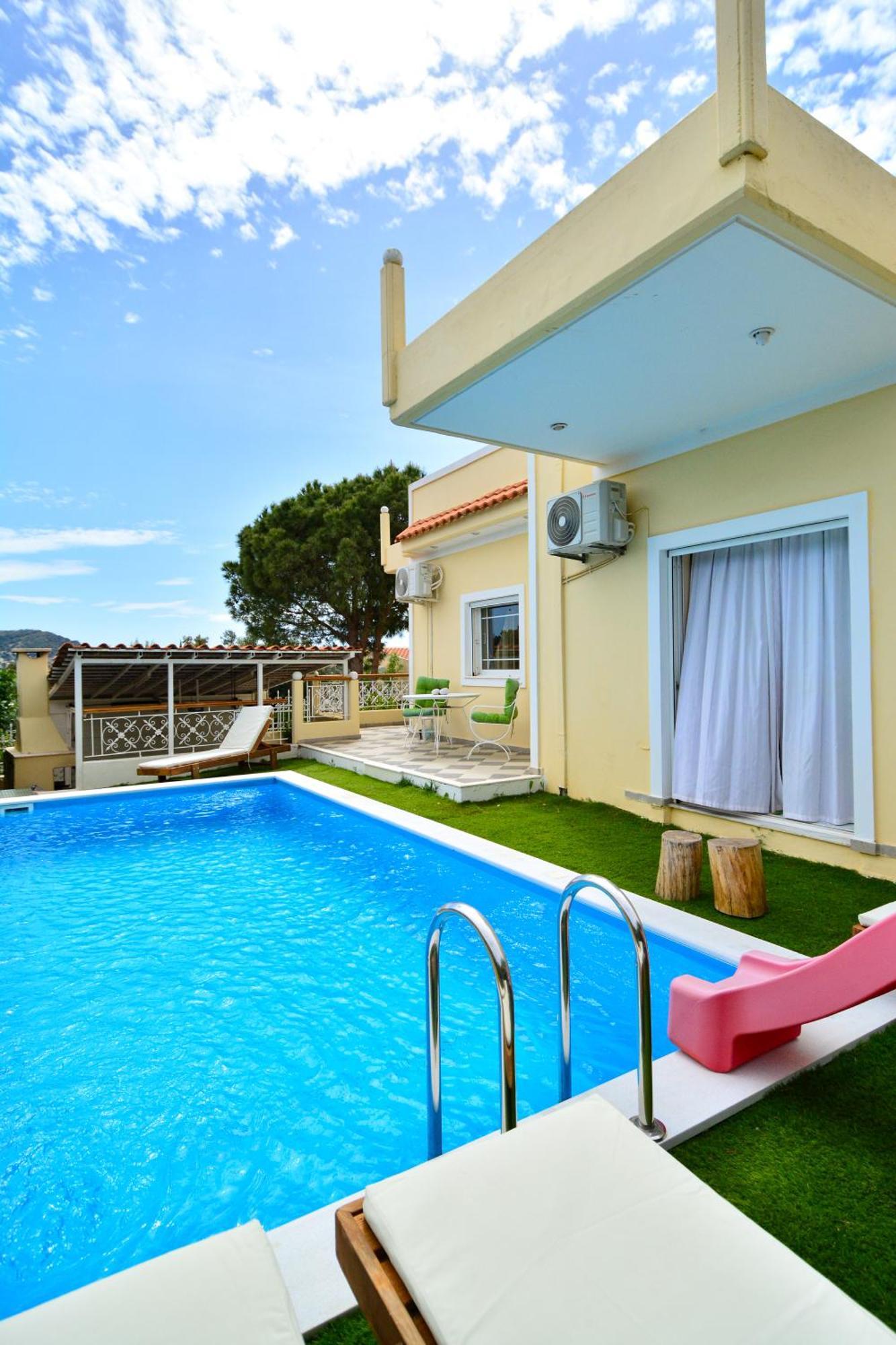 Villa Filoxenia All Seasons, Near Airport, Sea, Athens Agia Marina  エクステリア 写真