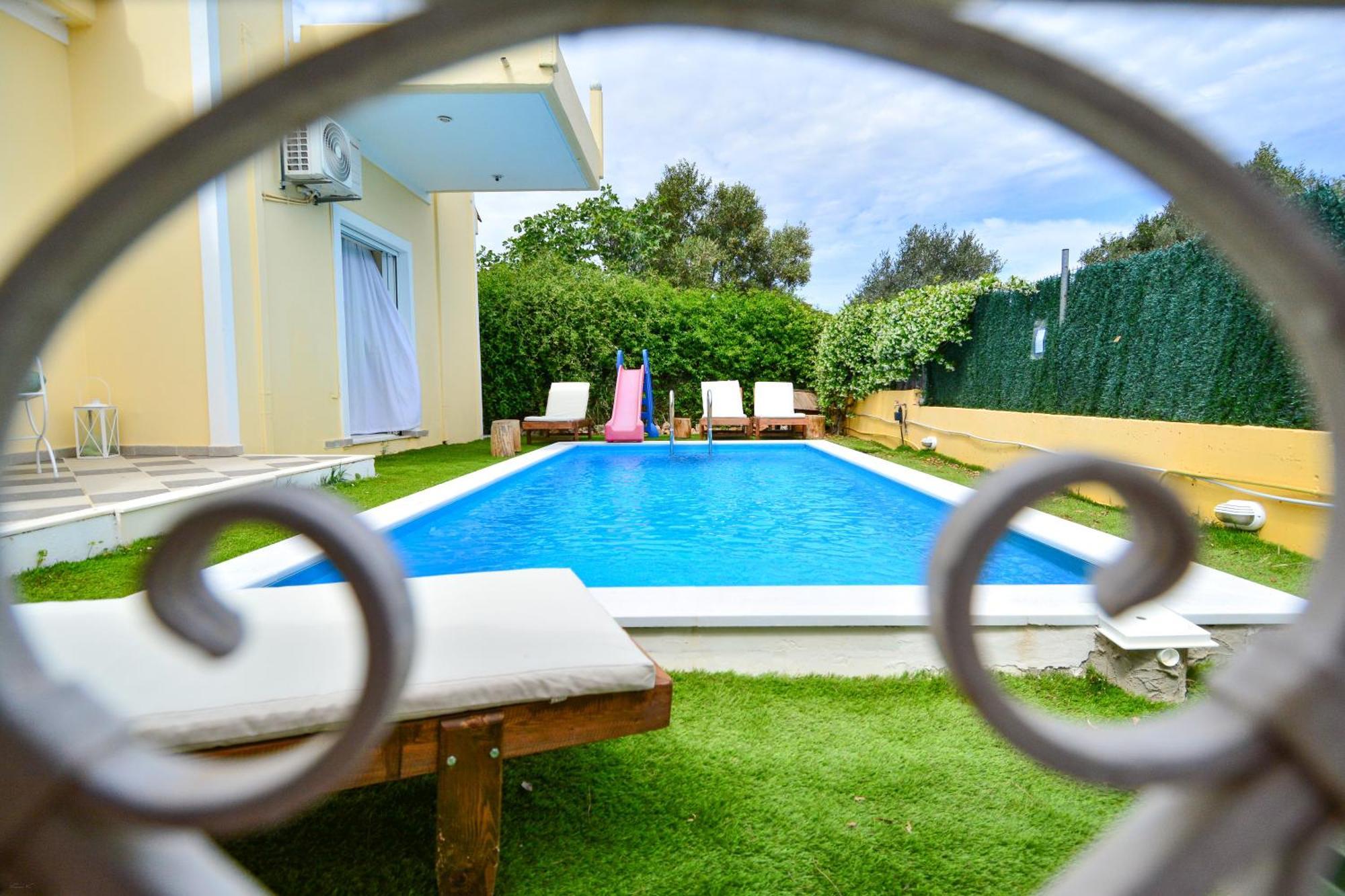 Villa Filoxenia All Seasons, Near Airport, Sea, Athens Agia Marina  エクステリア 写真
